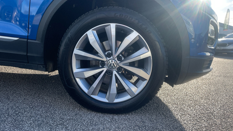 Volkswagen T-Roc 1.5 TSI EVO Design 5dr DSG Petrol Hatchback